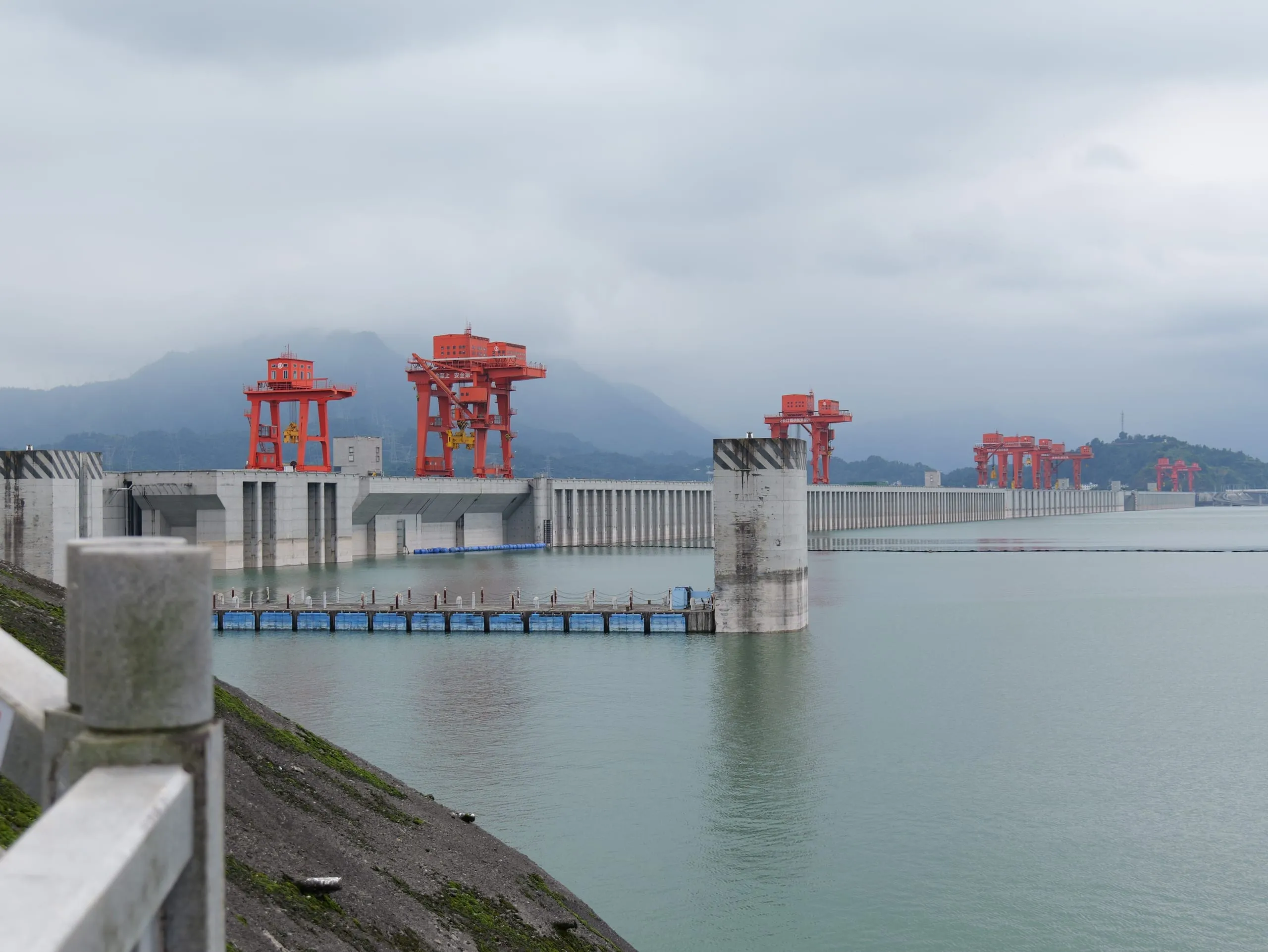 三峡大坝